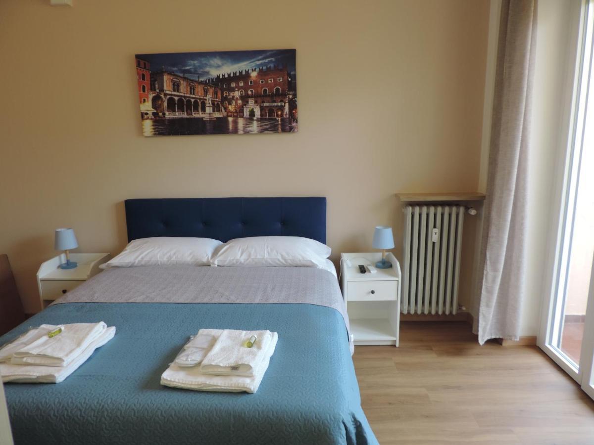 Sciesa Guest House Верона Екстер'єр фото